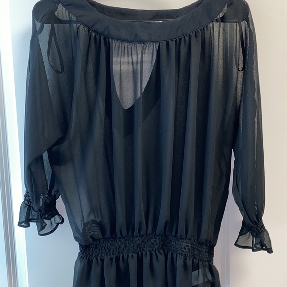 Black blouse size small - Picture 3 of 3